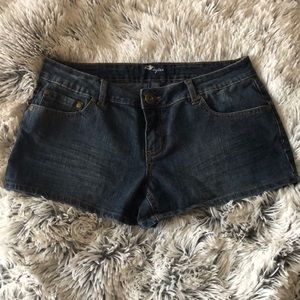 Denim shorts size 7
